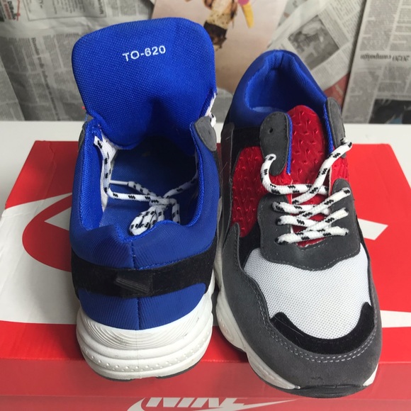 Thrift Shoes - Picture 5 of 5